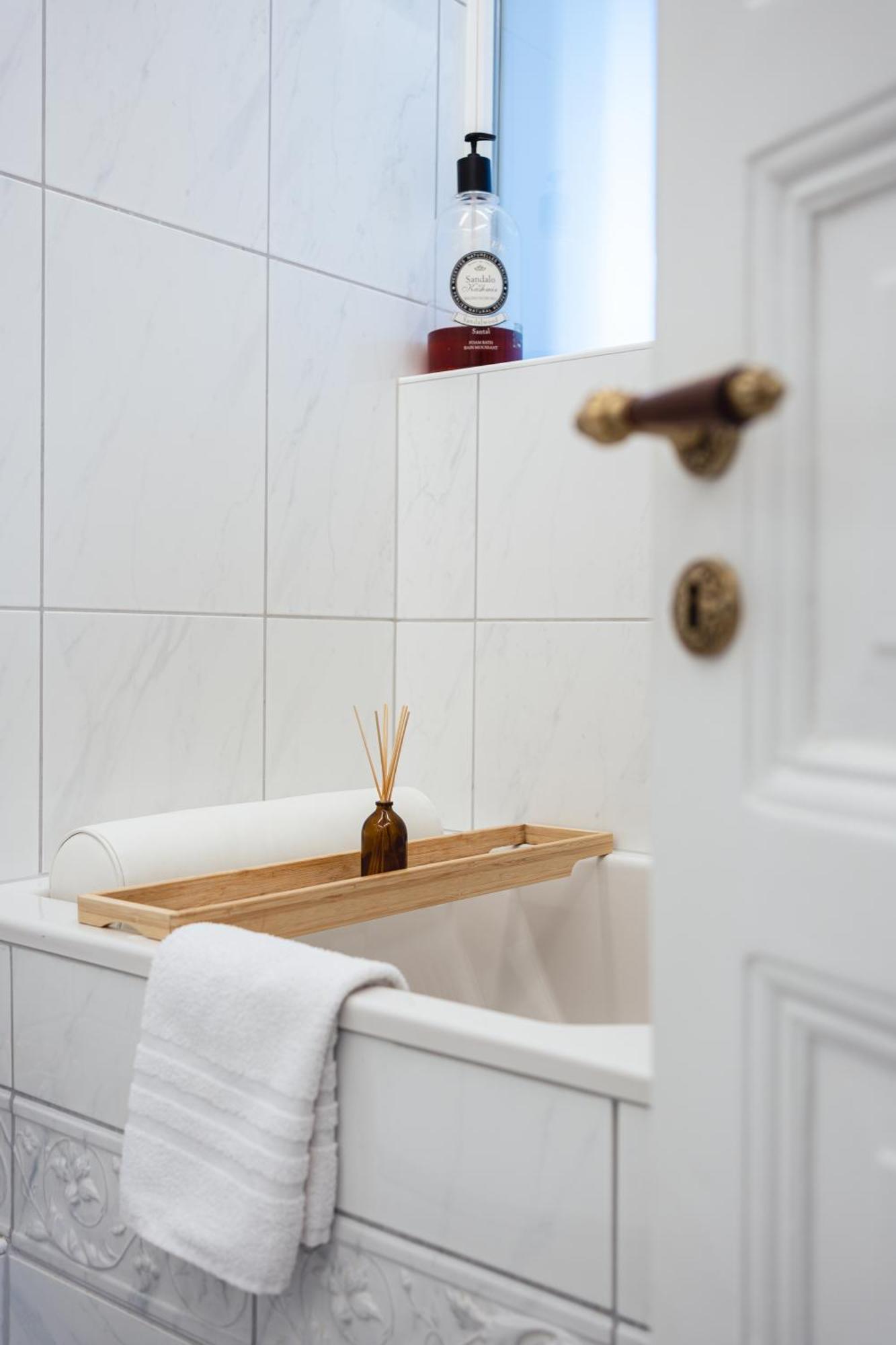 Historical Luxury Homes - Stadtvilla Mit Jacuzzi Und Garten Friburgo de Brisgovia Exterior foto